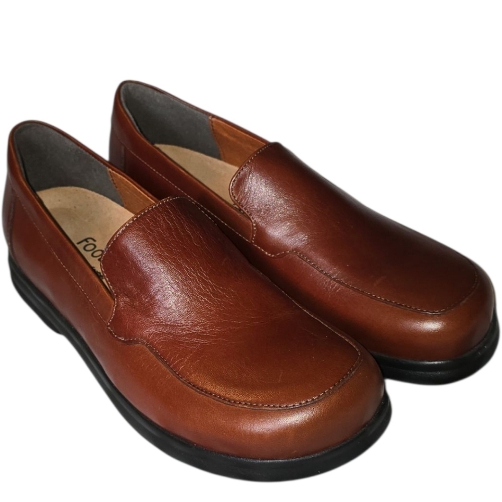 BIRKENSTOCK FOOTPRINTS Pavia Teak women's brown leather loafer size 6 (37)
